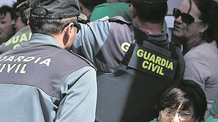 Desahucian a un vecino de Nules con intervención de la Guardia Civil