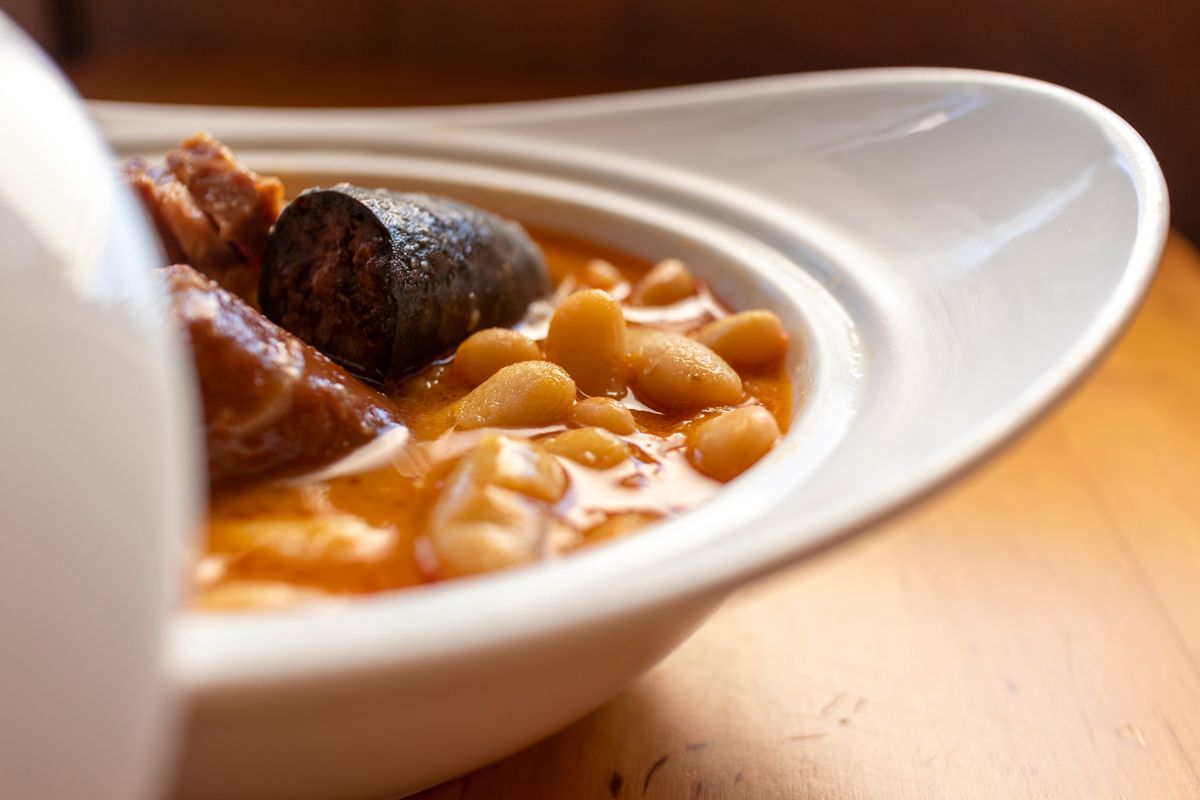 Fabada asturiana.