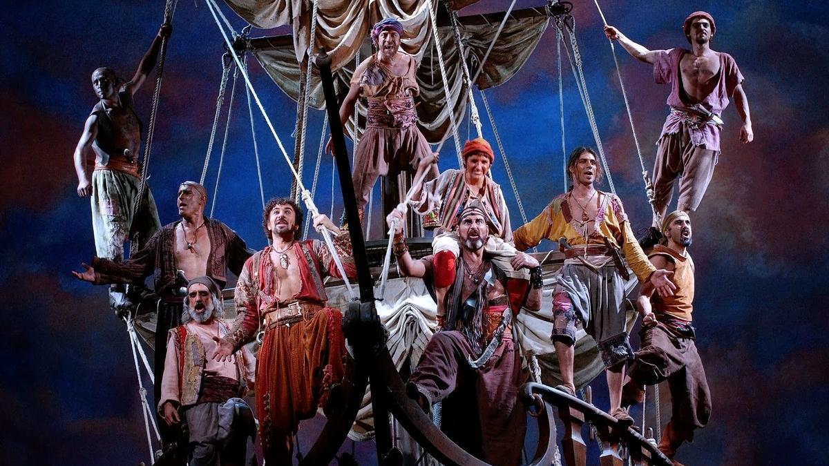 El 'Himne dels pirates', del musical 'Mar i cel', interpretada por Dagoll Dagom.