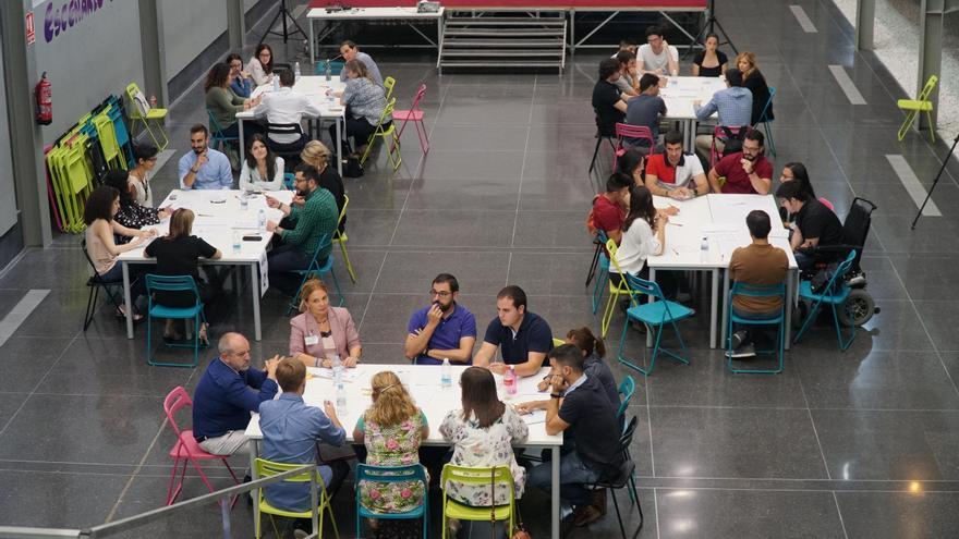 El Observatorio Ocupacional de la UMH, un puente entre el estudiantado y el mundo laboral