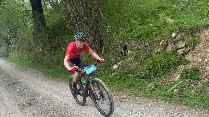 El cangués Javier del Cueto se impone por tercera vez en la distancia maratón del MTB "Pastores de los Picos de Europa"