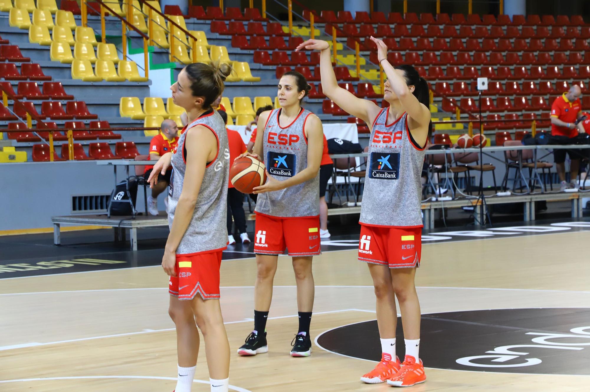 La selección española de baloncesto femenino en Córdoba