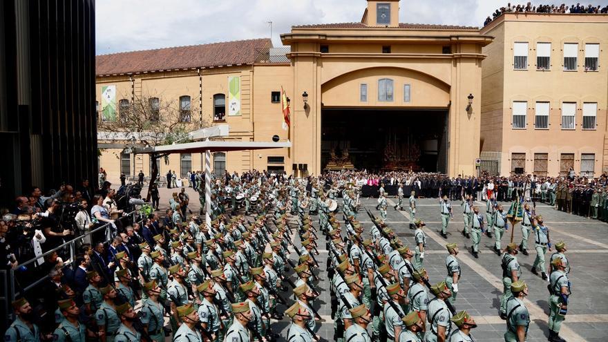 El traslado del Cristo de la Buena Muerte con La Legión en Málaga 2026: en directo