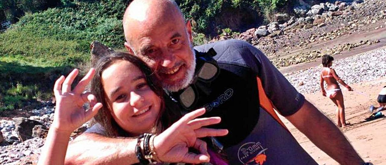 Iñaki Aldecoa y su hija Candela.