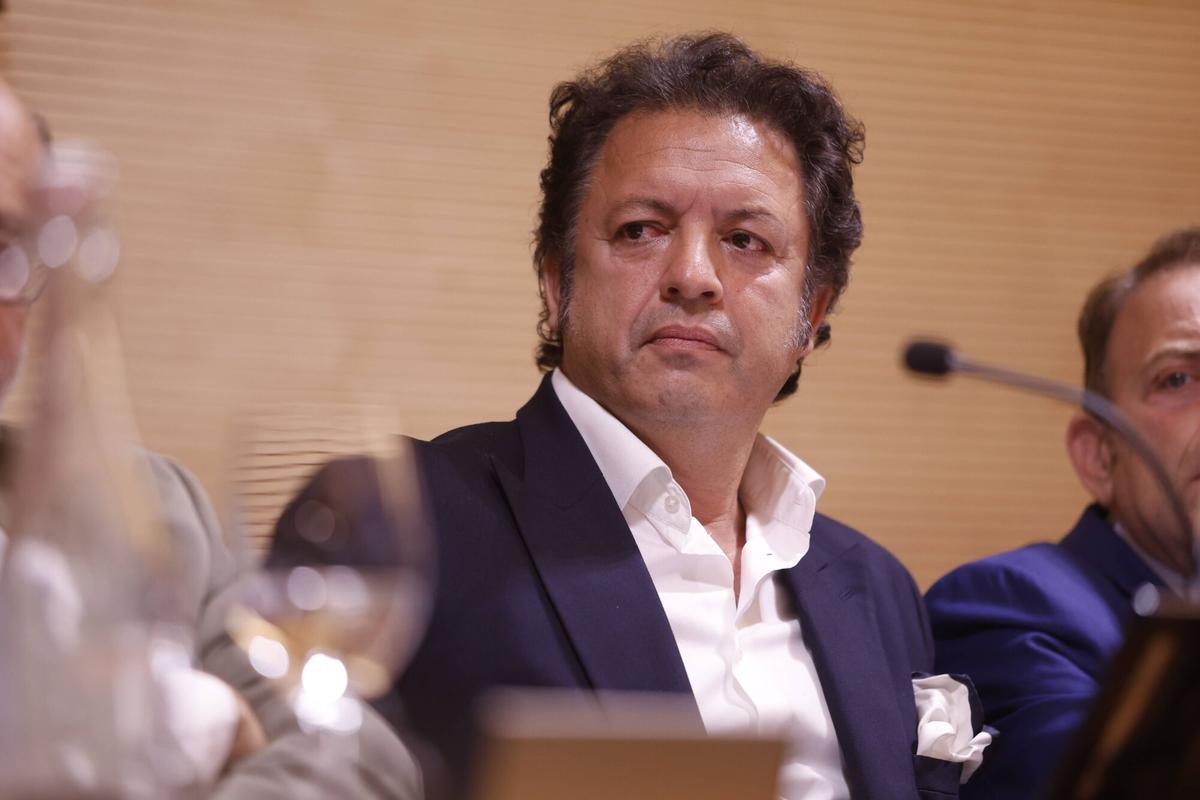 Marcos Santiago, abogado y autor del libro 'Amor sin género'.