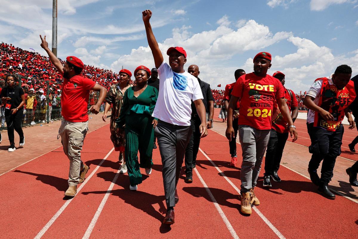 Julius Malema, candidato a la presidencia y líder de los Luchadores por la Libertad Económica, en Soweto, Sudáfrica