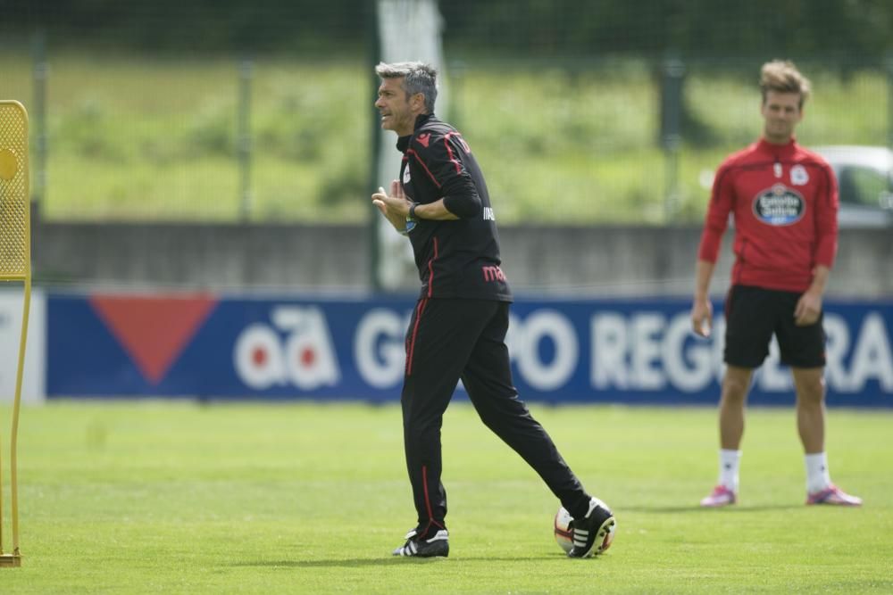 Dani Giménez y Eneko Bóveda no se ejercitaron sobre el césped por segundo día consecutivo pero podrán competir mañana.