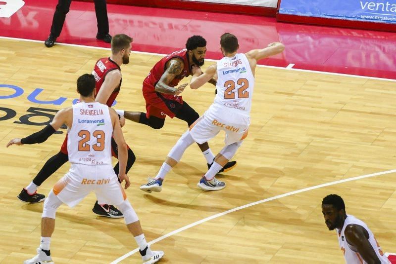 Partido entre el Casademont y el Baskonia