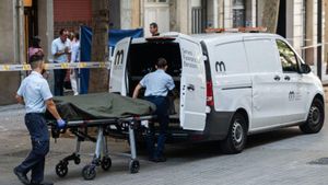 Mor tirotejat un home en un portal de l’Eixample