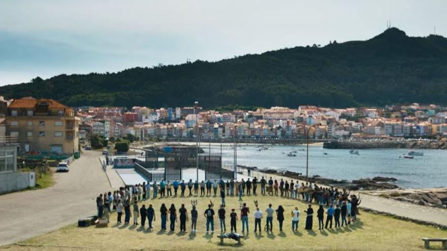 Una escena de la película con A Guarda de fondo. |  Rondallas