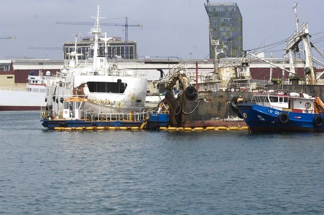 BARCO EN RIESGO DE HUNDIMIENTO