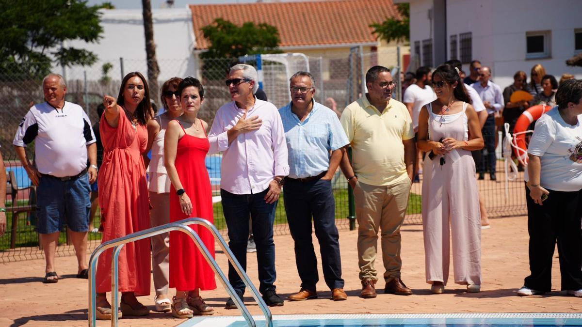 Los Guadalperales vuelve a disfrutar de su piscina municipal diez años después.