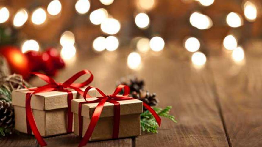 El truco definitivo para envolver tus regalos de Navidad en cuestión de segundos