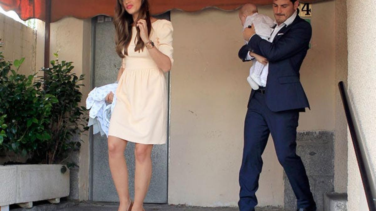 Sara Carbonero e Íker Casillas bautizan a Martín