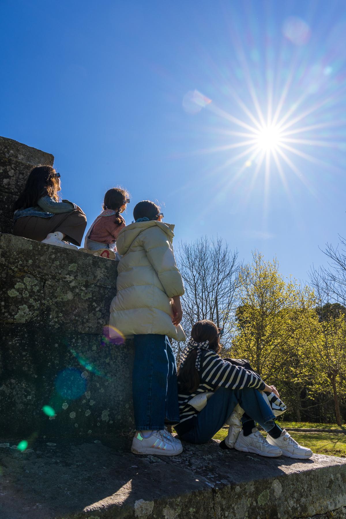 Galicia se convierte en observatorio privilegiado del eclipse de sol