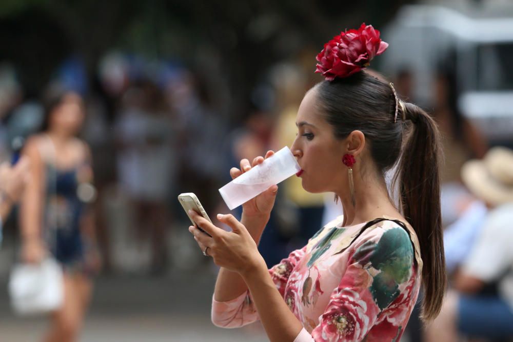 Ambiente en el Real de la Feria de Málaga del martes 16 de agosto.