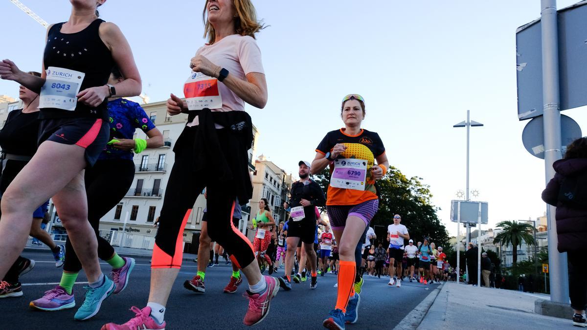 Las imágenes de la Zurich Maratón de Málaga