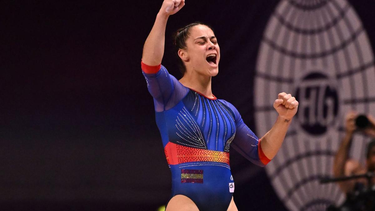 El impulso de la alegría: la gimnasta gallega Melania Rodríguez valora su oro en el Mundial de trampolín