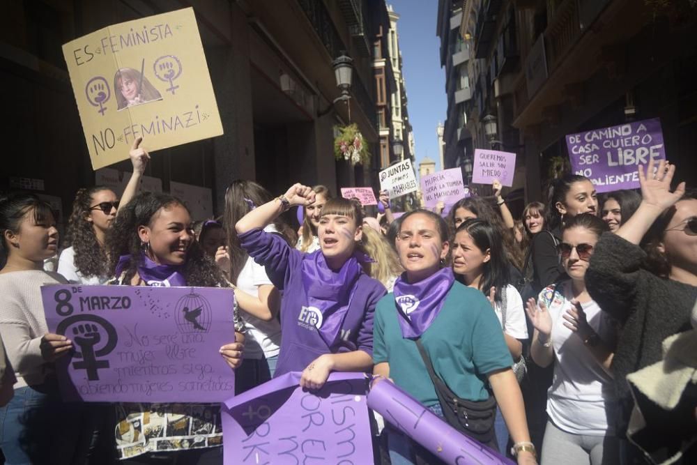 La feministas calientan motores antes de la manifestación del 8-M en Murcia