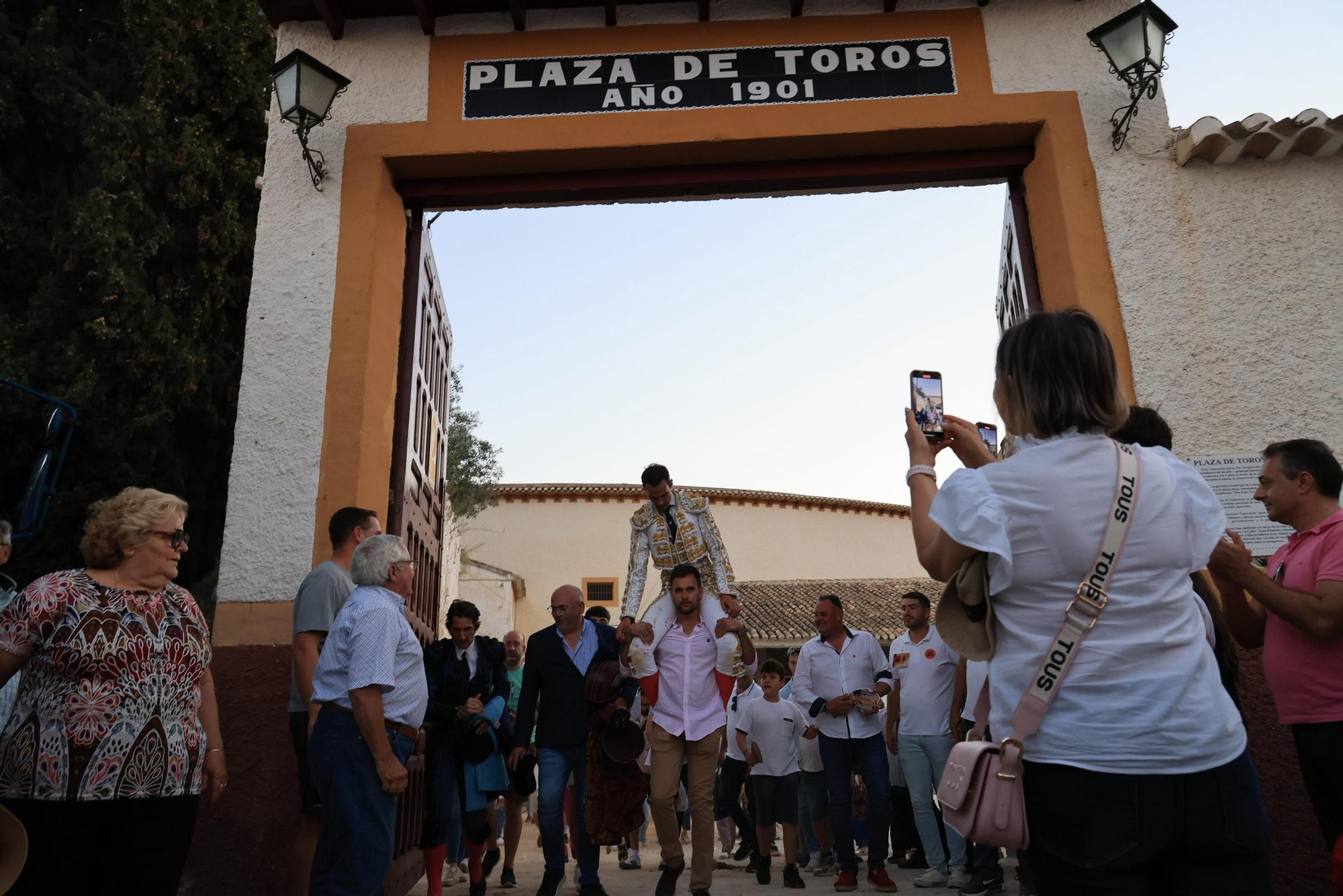 Corrida de toros en Cehegín (Miguel Ángel Perera, Alejandro Talavante y Antonio Puerta)