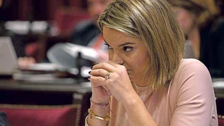 La portavoz del PP en el Parlament balear, Marga Prohens, ayer durante el pleno.