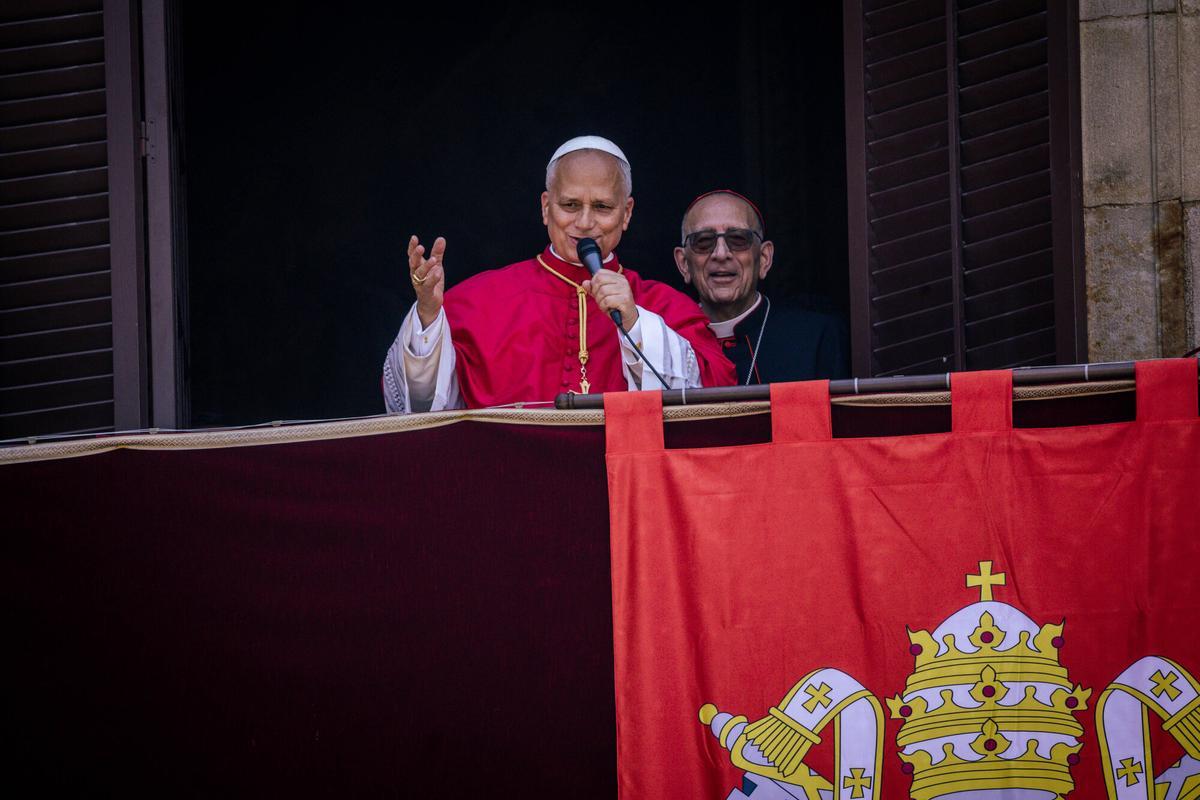 León XIV pronuncia unas palabras desde la Catedral León XIV pronuncia unas palabras desde la Catedral