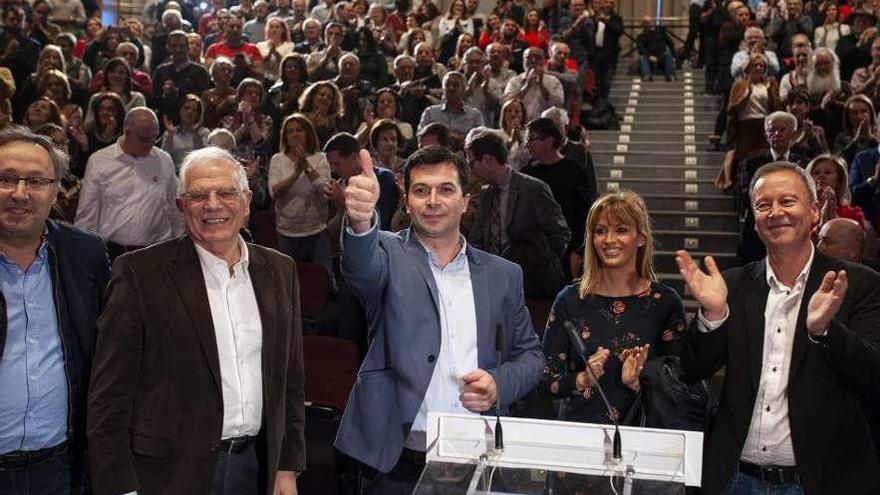 Josep Borrell, Gonzalo Caballero, Marina Ortega y Rafael R. Villarino, ayer, en Ourense. // Brais Lorenzo