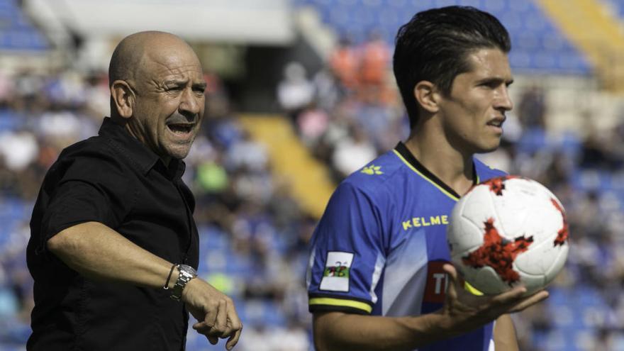 Juanjo y Claudio en el choque ante el Santa Eulalia en el Rico Pérez