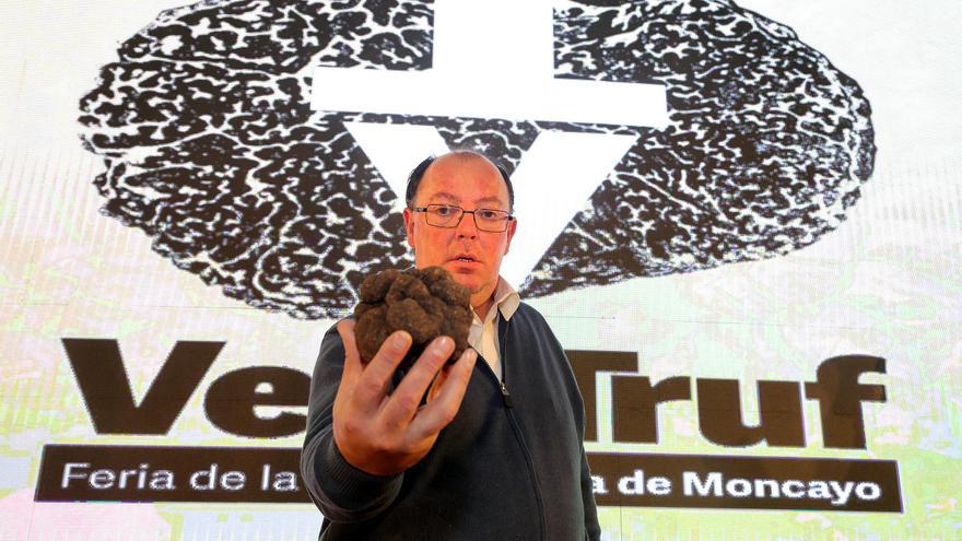 Esta es la trufa más grande subastada en la Feria de Vera del Moncayo