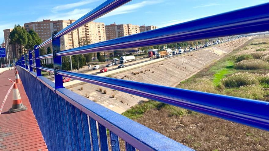 Empiezan las obras para elevar la barandilla del viaducto que une Xirivella con València