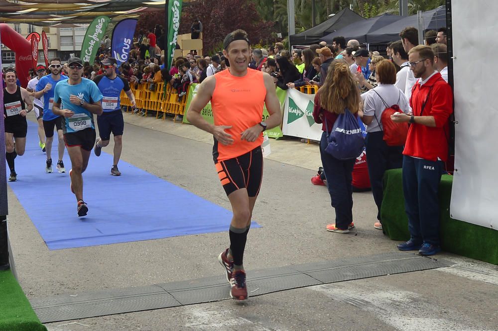 Las mejores imágenes de la Media Maratón de Elche