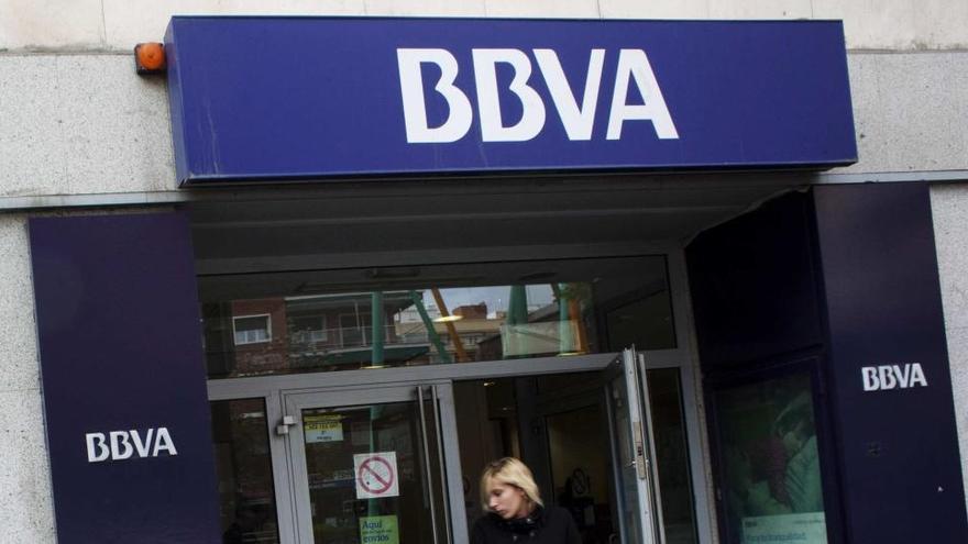 BBVA estudia tancar 2.800 oficines arreu de l&#039;Estat