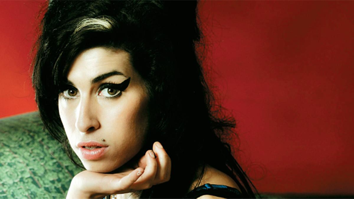 Todas las caras de Amy Winehouse: un homenaje que traiciona una biografía extraordinaria