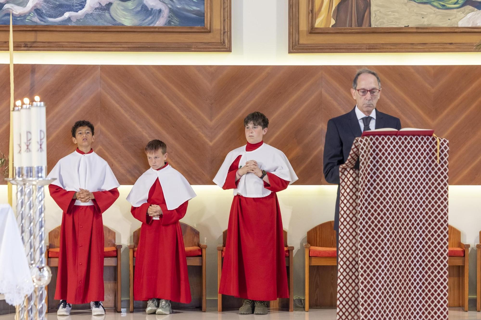 Aquí están las imágenes de la Procesión de Las Palmas de Domingo de Ramos en Torrevieja