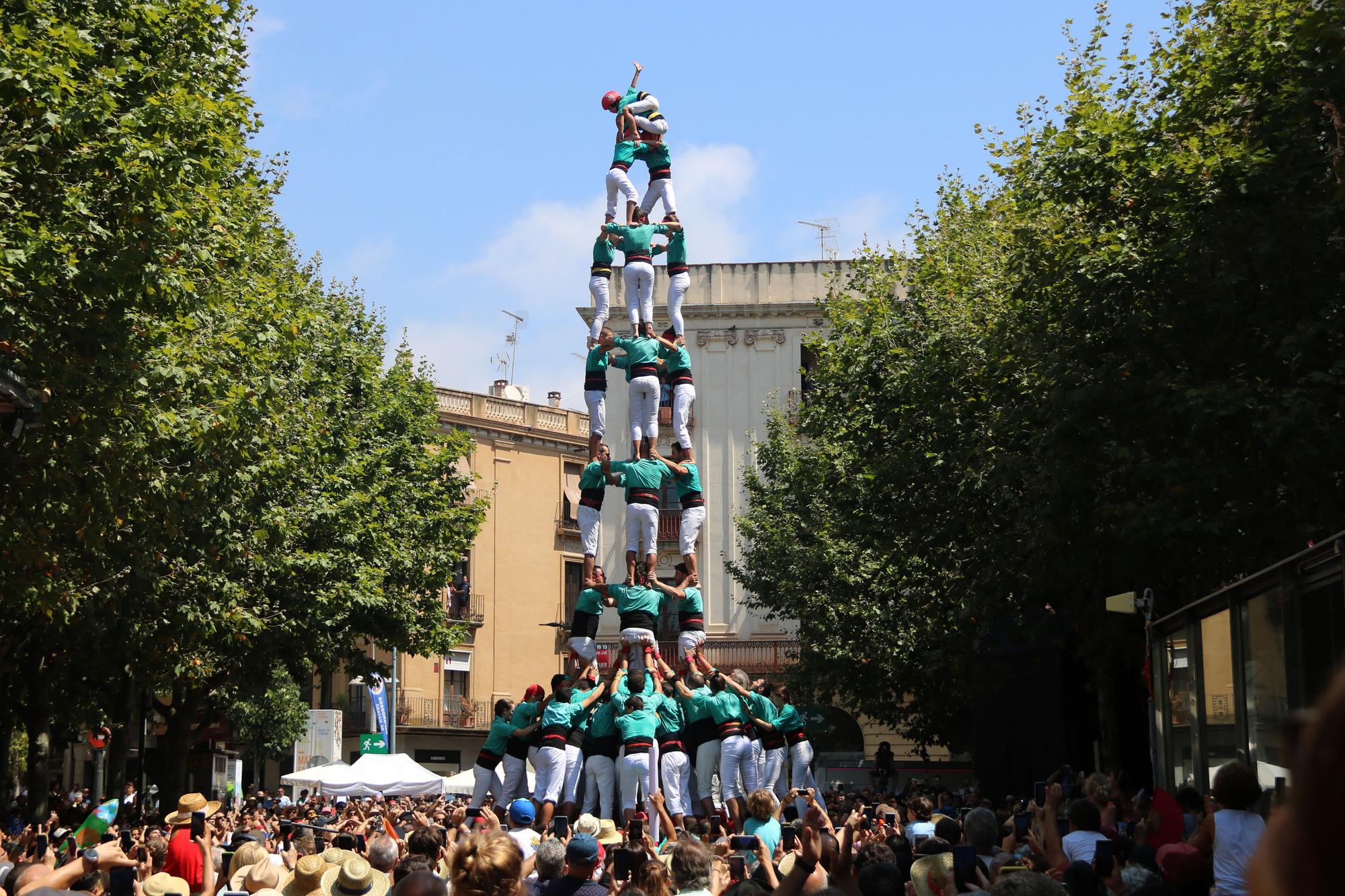 Diada castellera en Mataró durante Les Santes