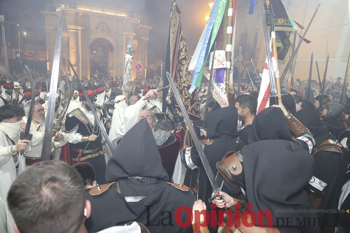 Fiestas de Caravaca: procesión del Baño (procesión, parlamento y baño de la Cruz)