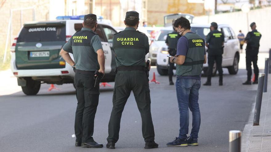 Imagen de un grupo de Guardias Civiles