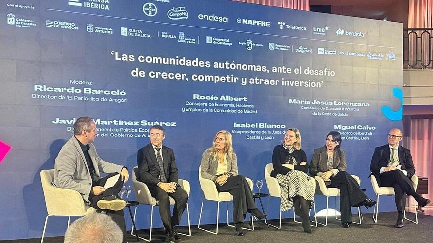 Mesa de debate en la que ha participado en Madrid la consejera zamorana Isabel Blanco.