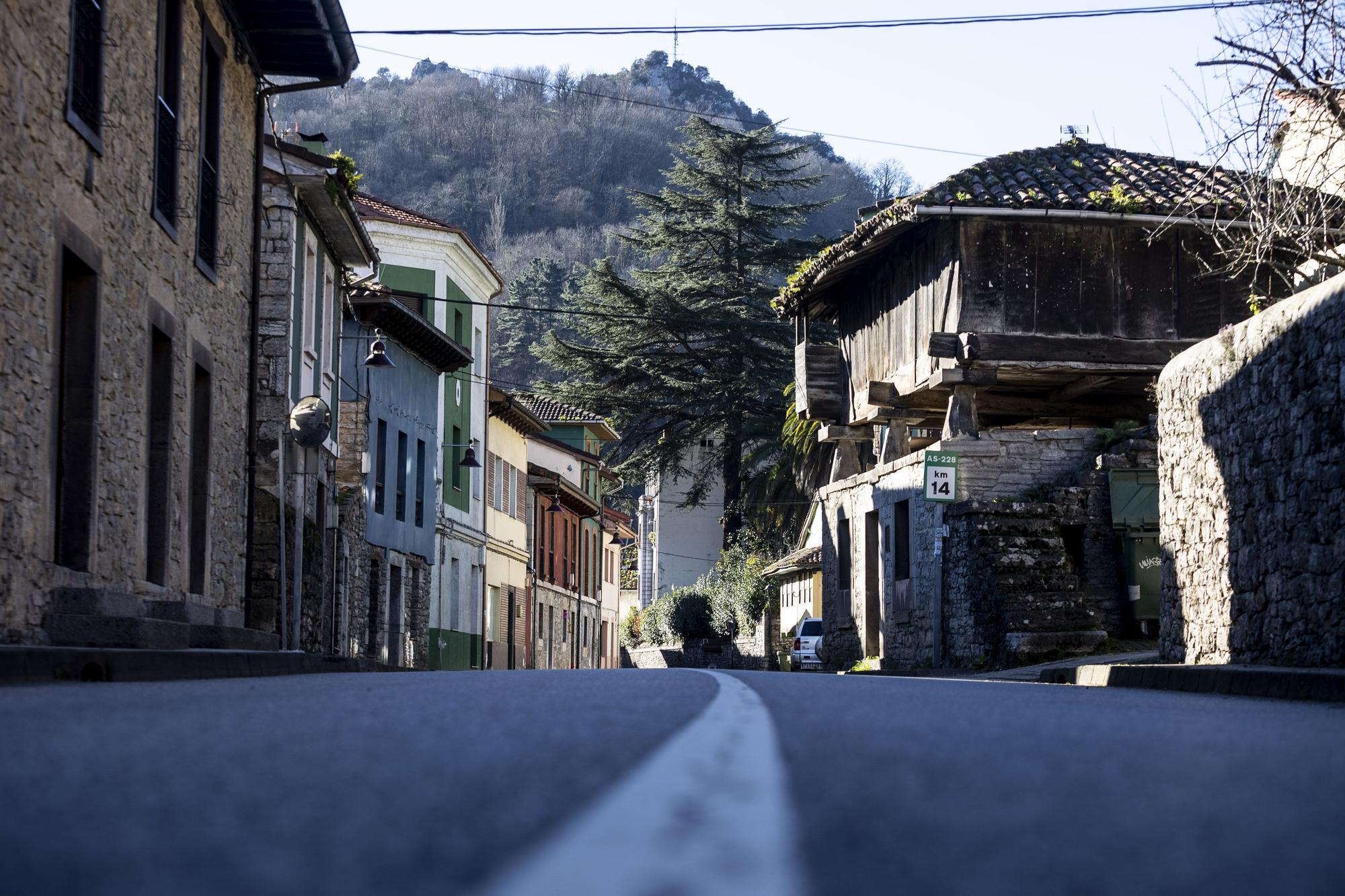 Asturianos en Proaza, un recorrido por el municipio