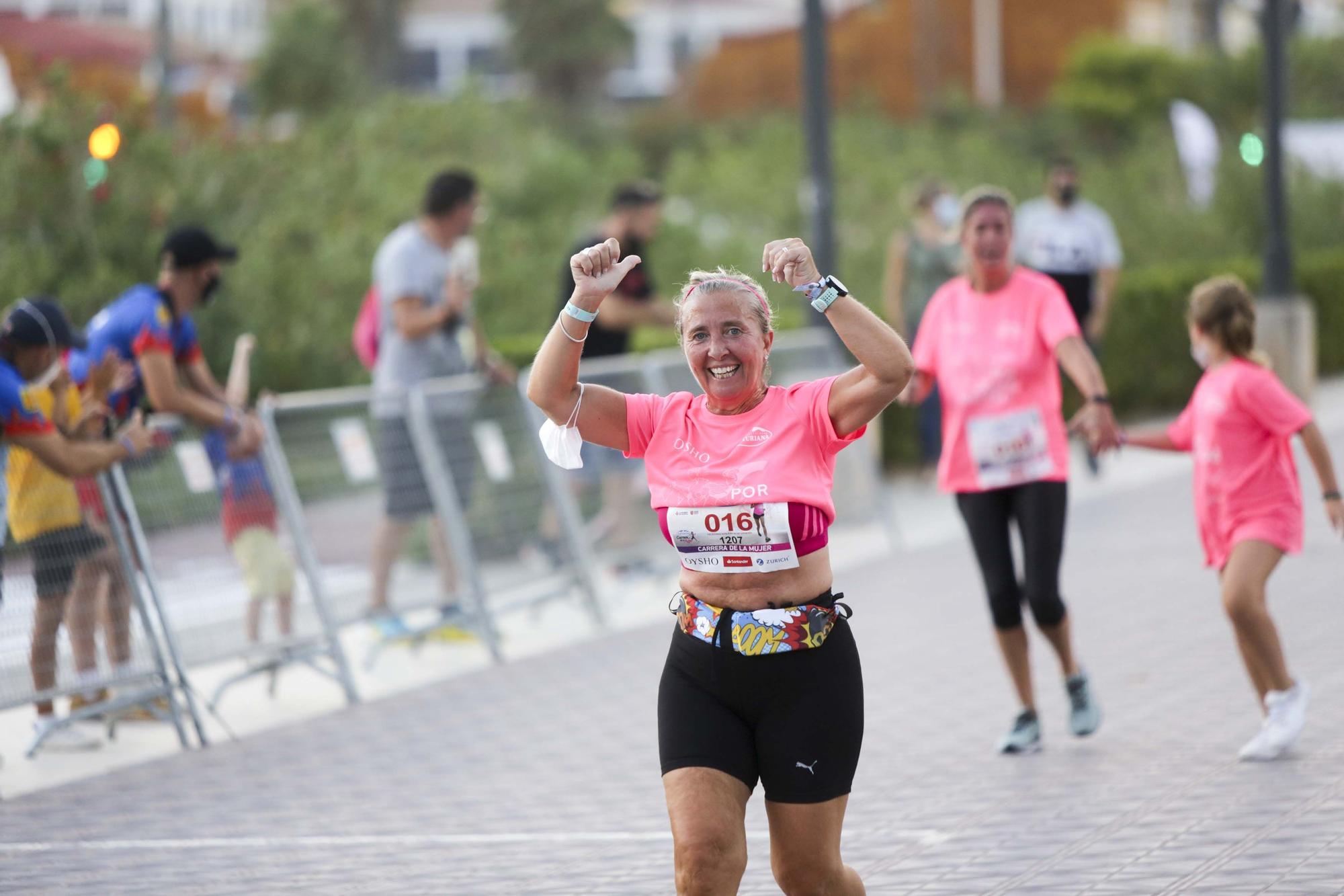 Las mejores imágenes de la carrera de la Mujer en València