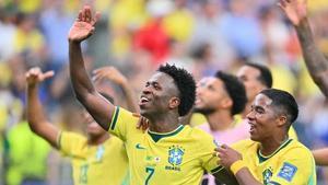 Brasil escapa en el descuento de la trampa de Japón