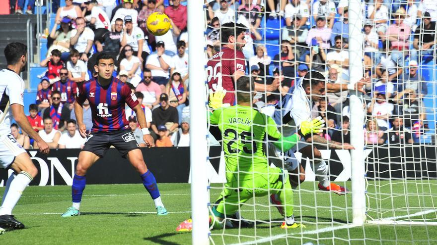 El Eldense se mete en un lío (0-1)