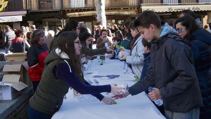 Manos Unidas recauda fondos para un centro escolar