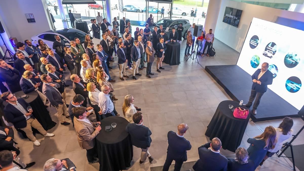 Acto de inauguración de Carplus en Sevilla.