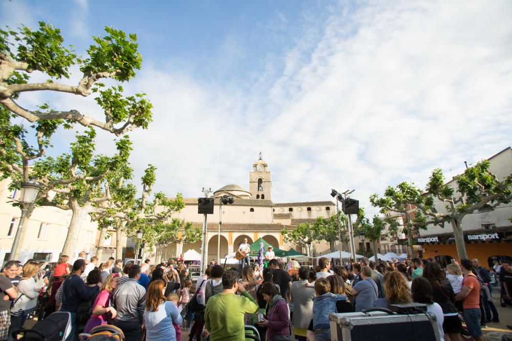 Mercat de les herbes de la ratafia de Santa Coloma de Farners