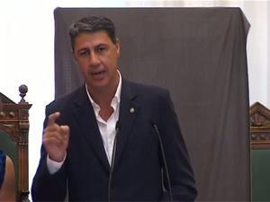 Xavier Garcia Albiol anuncia la seva voluntat d’{honorar} Mireia Belmonte posant el seu nom a la piscina del barri del centre de Badalona.