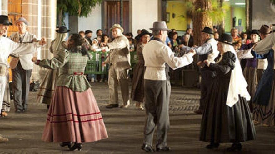 Teror acoge el XXIII encuentro folclórico de Gran Canaria