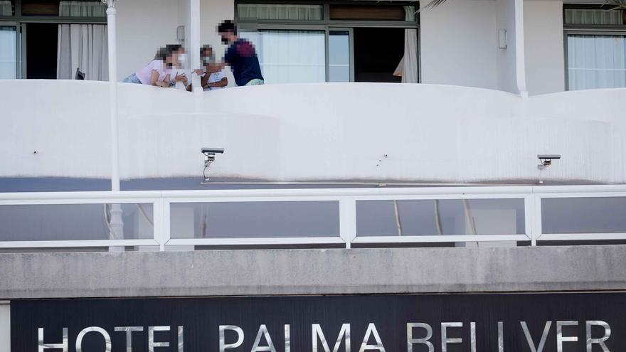 Una estudiante aislada en el Palma Bellver: &quot;He dado negativo y no sé cuando podré volver a casa&quot;