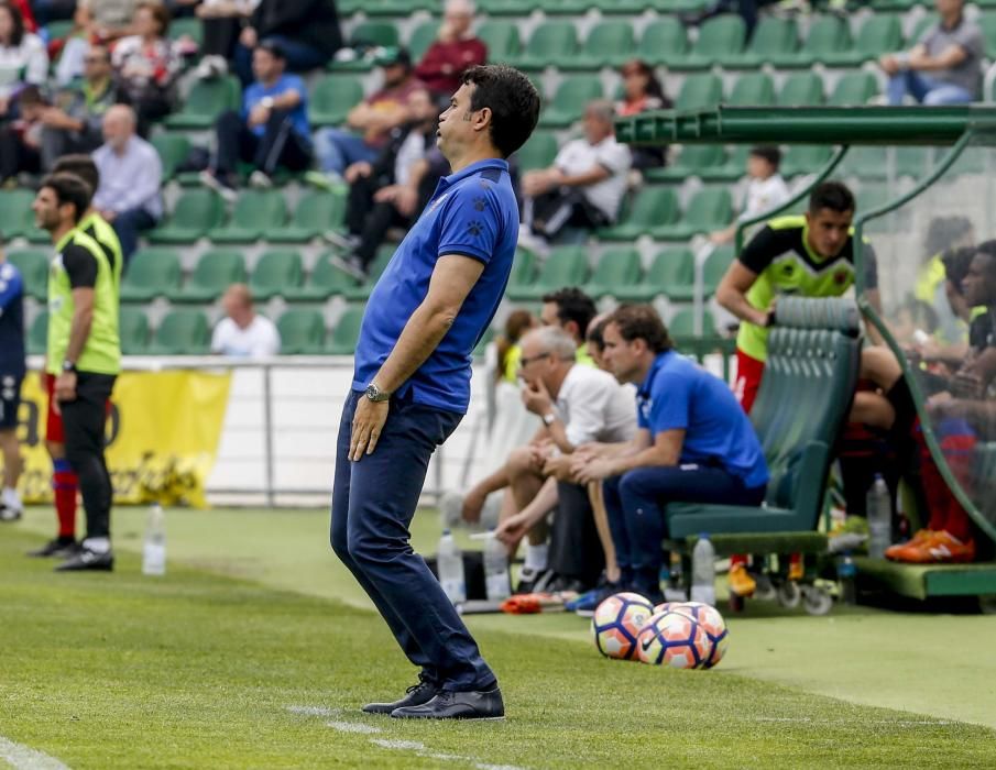 El Elche se queda sin fútbol y cae ante un Numancia muy superior