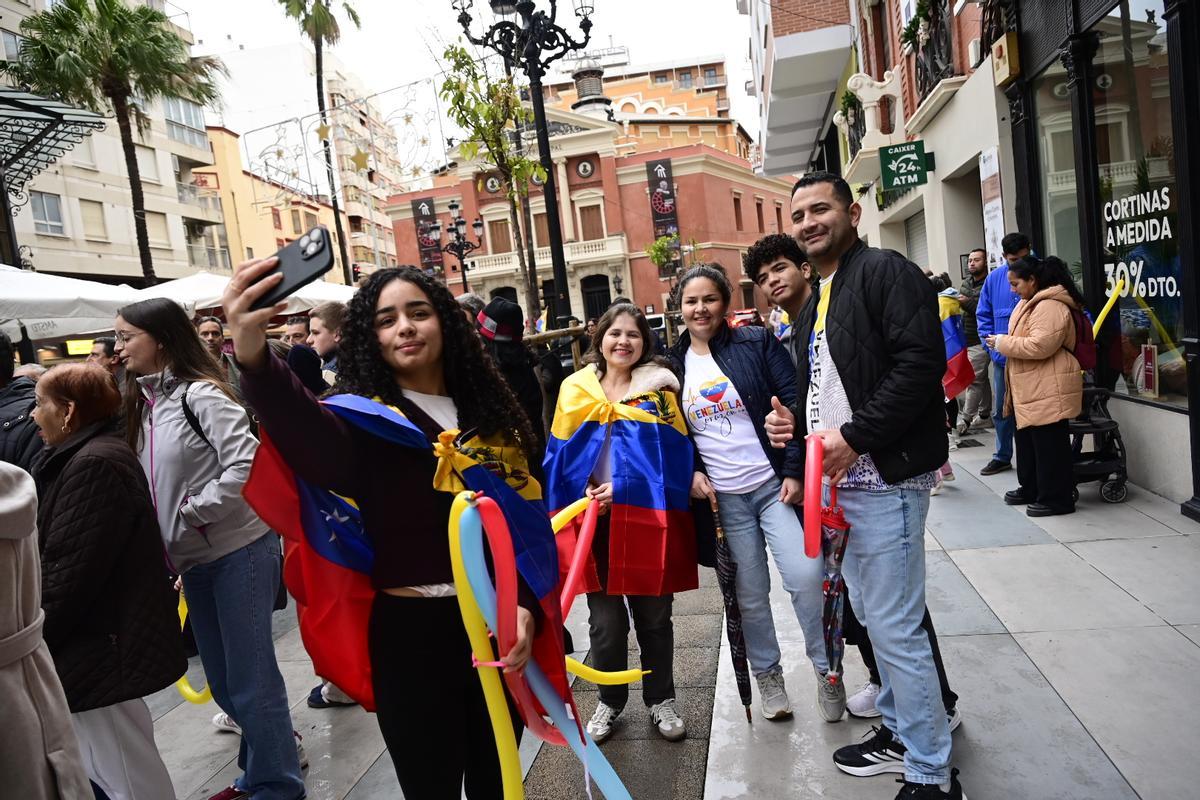 Concentración de venezolanos en Castellón